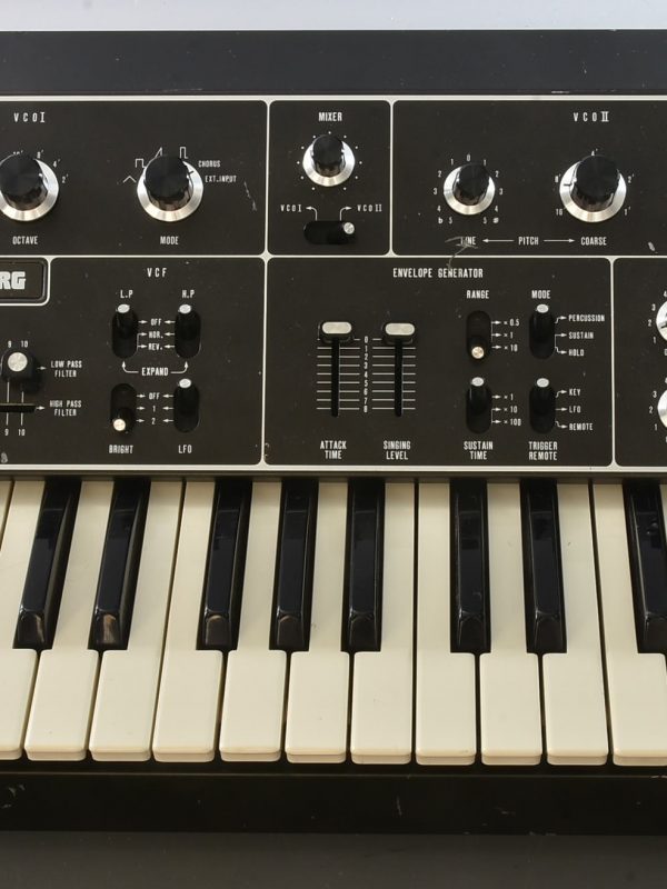 Korg 770
